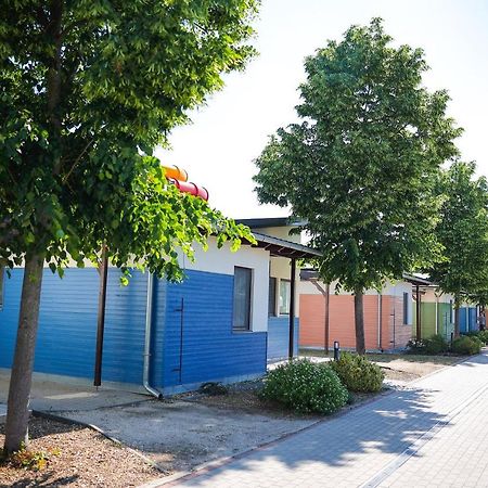 Barack Thermal & Natura Apartments Tiszakécske エクステリア 写真