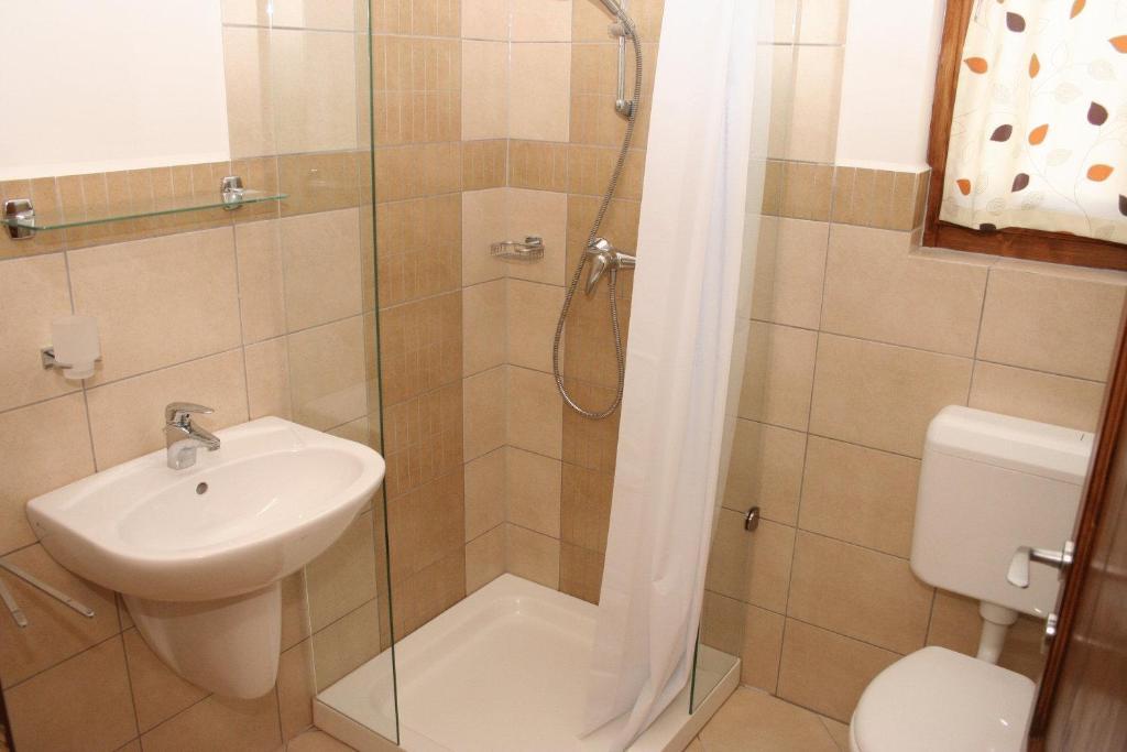 Barack Thermal & Natura Apartments Tiszakécske エクステリア 写真