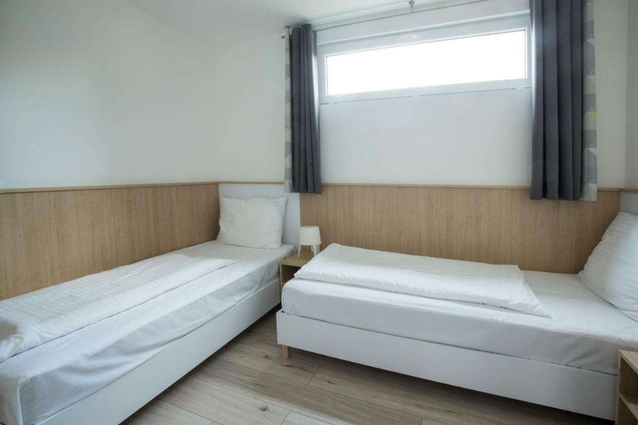 Barack Thermal & Natura Apartments Tiszakécske エクステリア 写真