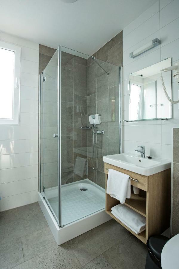 Barack Thermal & Natura Apartments Tiszakécske エクステリア 写真